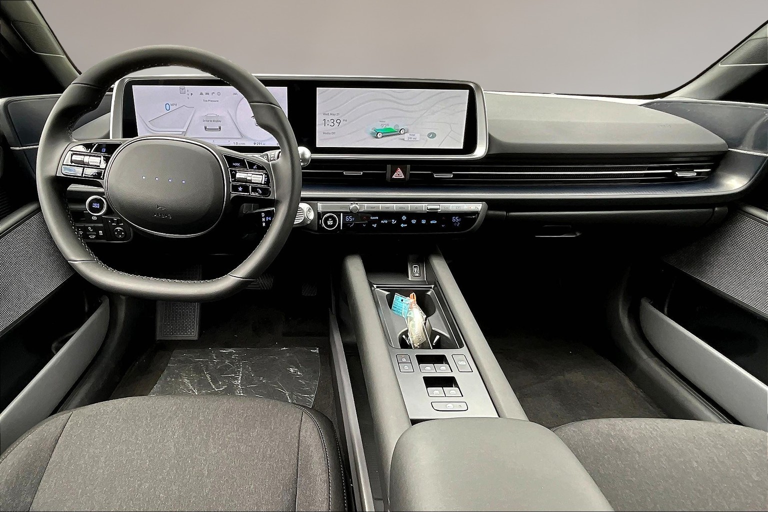 New 2025 Hyundai IONIQ 6 SE 4D Sedan in Louisville #8H25324